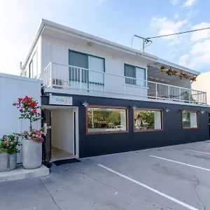  Vandrarhem Surf Boutique Backpackers - Free Breakfast