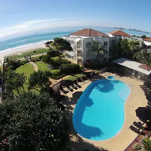4* Resort Golden Riviera Absolute Beachfront
